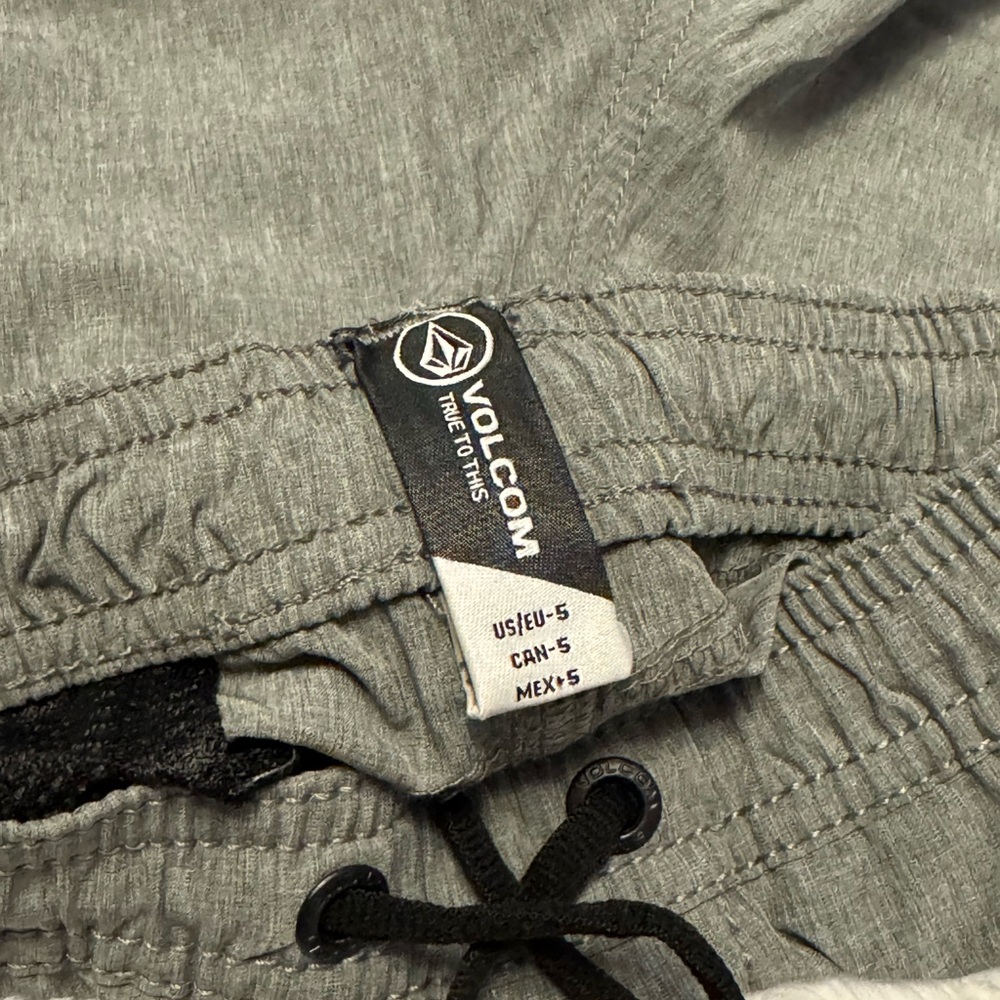Volcom Gray Shorts - Picture 2 of 6